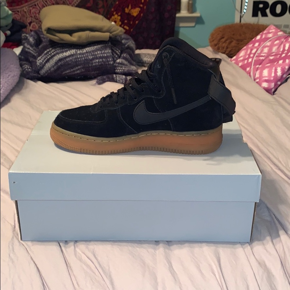 High top Air Force 1s